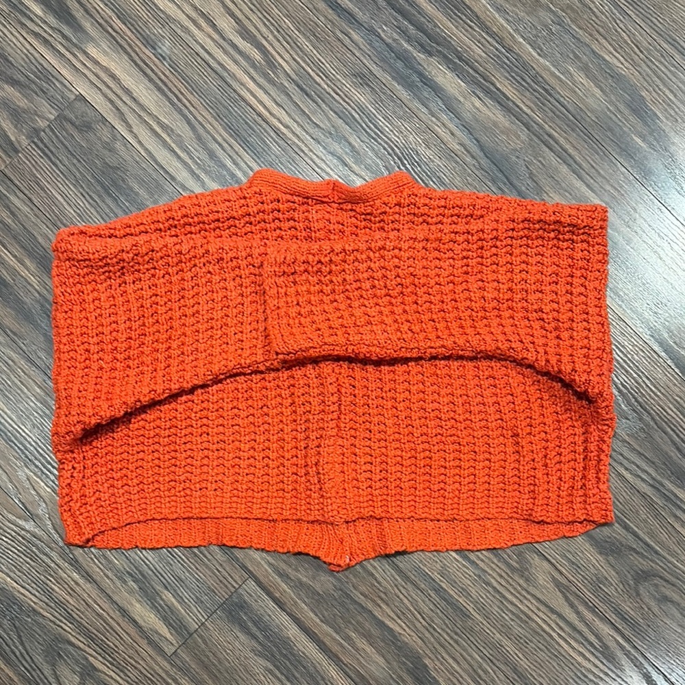Ladies Cable Knot V-Neck Cropped Button Down Cardigan Sweater (Orange-size Small - Picture 4 of 4